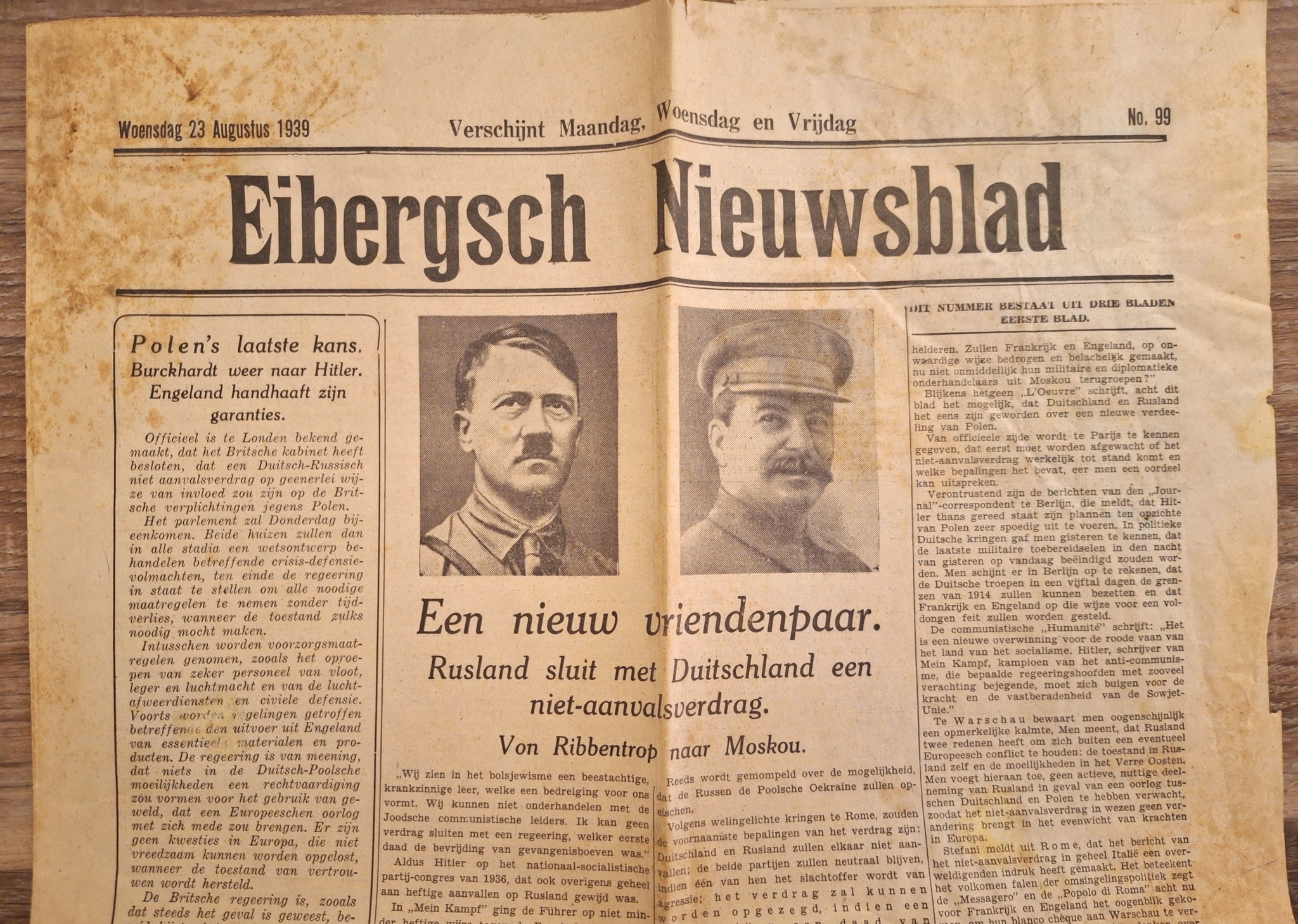 HET EIBERGSCH NIEUWSBLAD