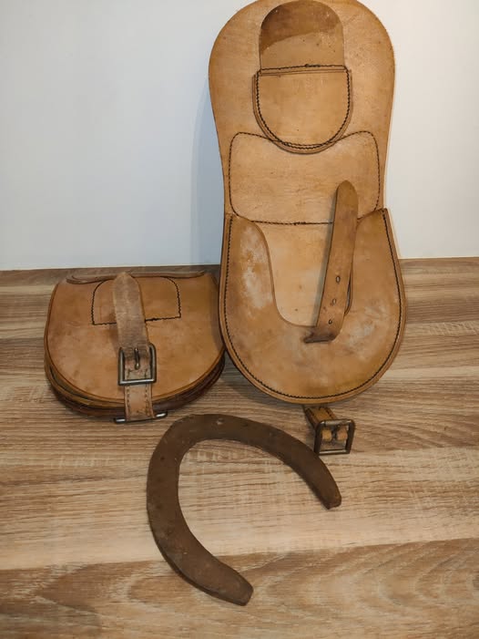 Hoefijzer tassen Brits leger 1944
