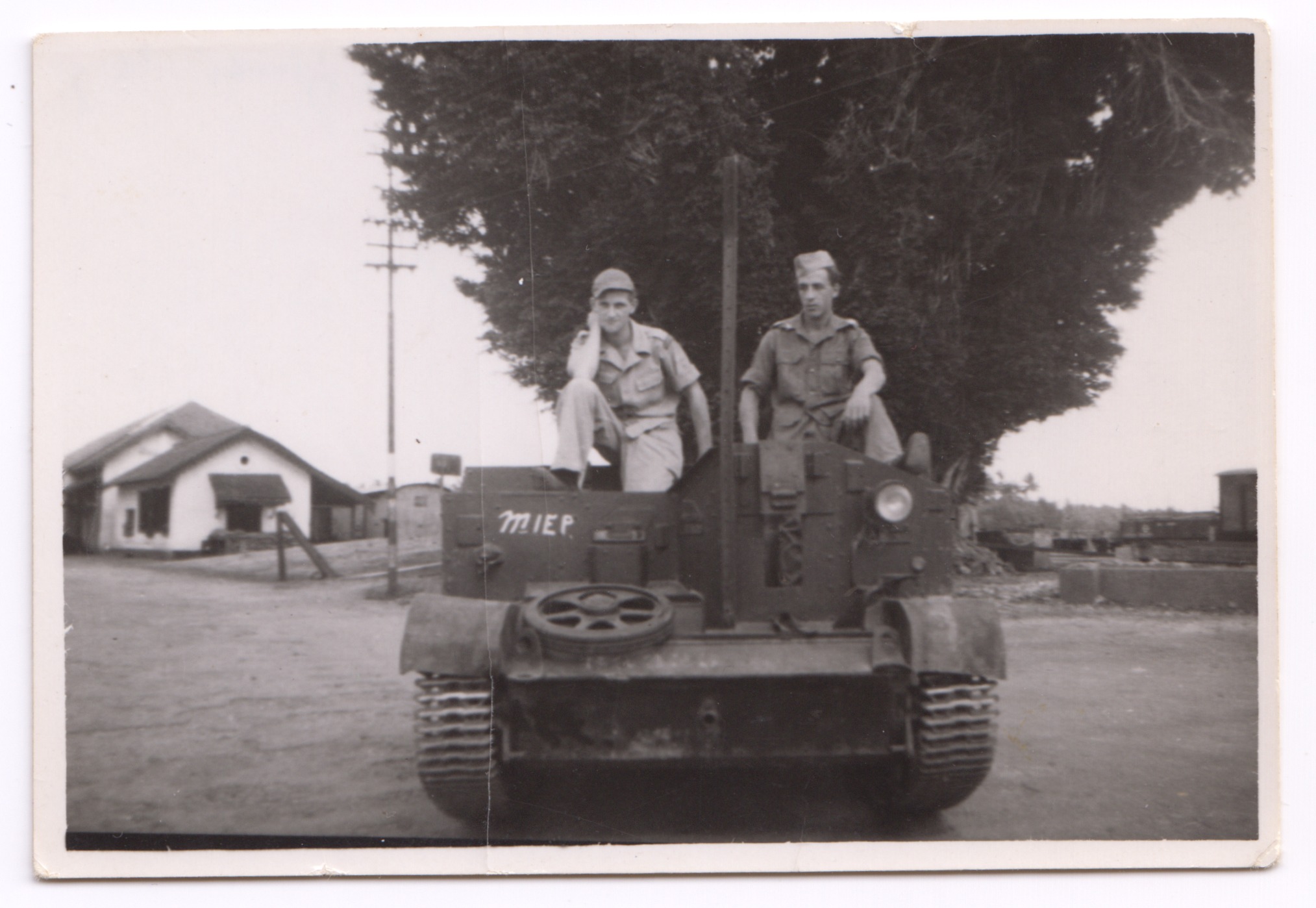 GEZOCHT – Foto’s uit Nederlands Indië